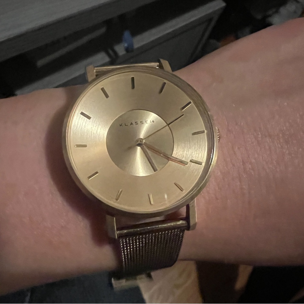 Wolf & Badger Volare Rose Gold Watch With Mesh Band 42mm